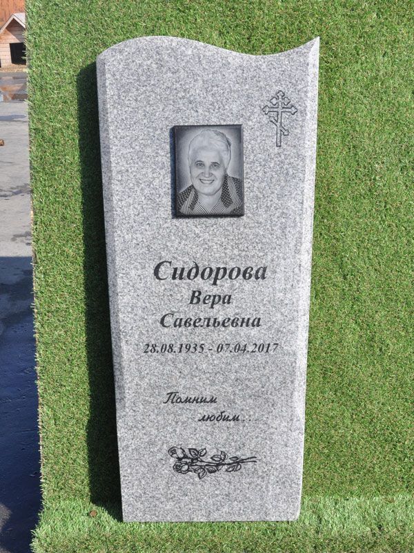 Памятник №003 из светло-серого гранита — фото 3